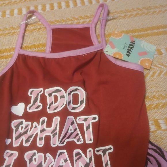 Two Stylish Dog Dresses Sz M, NWT - Picture 4 of 7